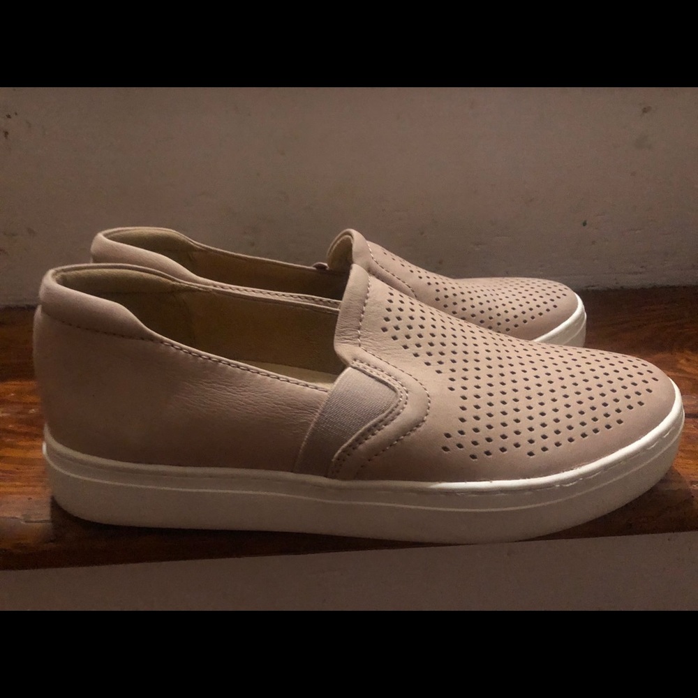 Naturalizer Slip On Shoes